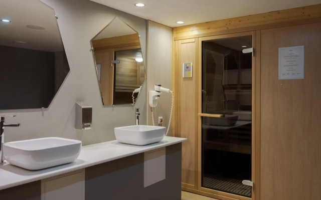 Отель Mercure Rostov-na-Donu Centr