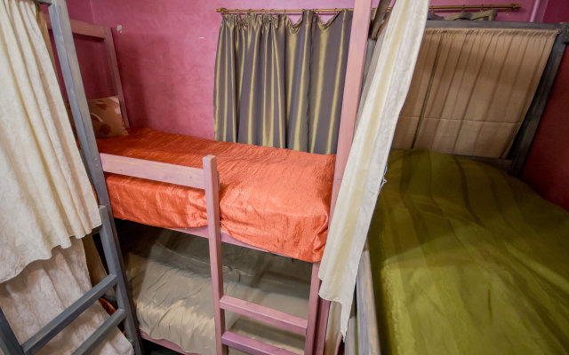 Ratsional Pyatnitskoe Hostel