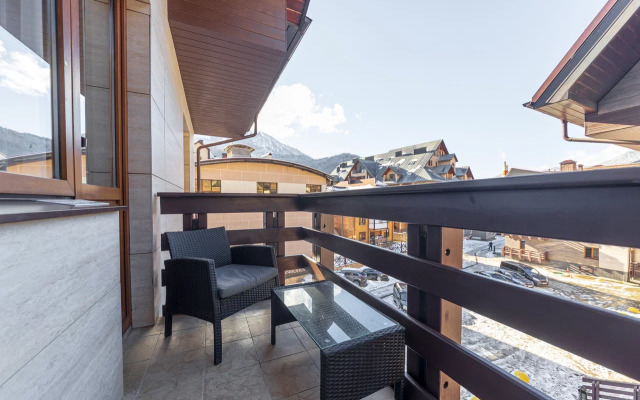 Апартаменты Red Apartments Розмарин Бренден