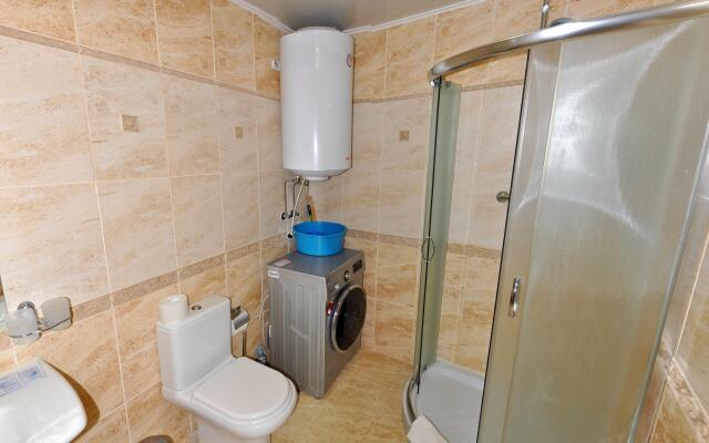 Vinogradnaya 22 G Apartments