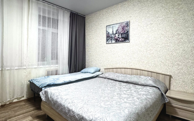 Квартира 2-комнатная Cтудия Yarapartments на Октября 11