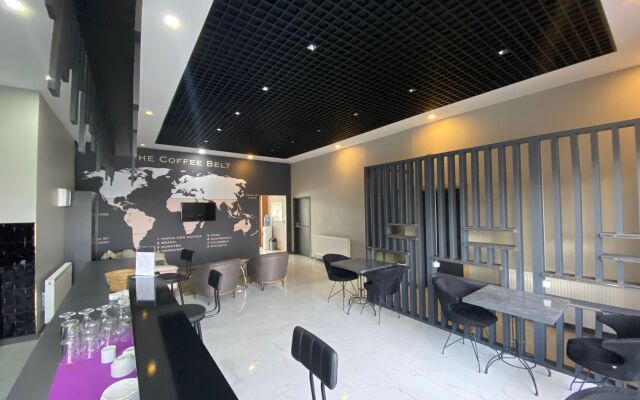 Continental Airport Hotel