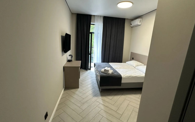 Hotel Aurora Inn Gagra