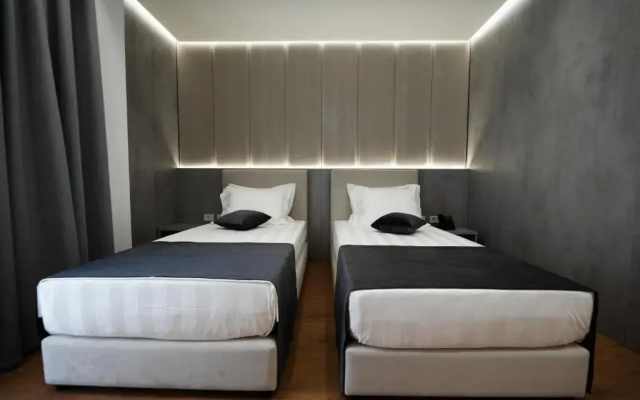 Отель Naos Luxury