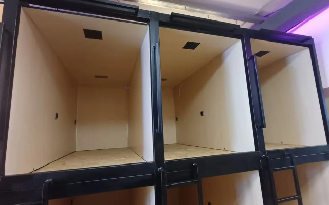 Хостел Railway Сapsules