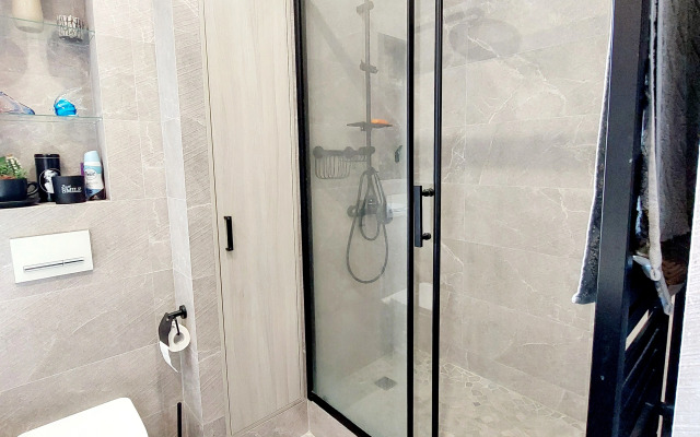 Po Ulitse Bolshaya Okruzhnaya Flat
