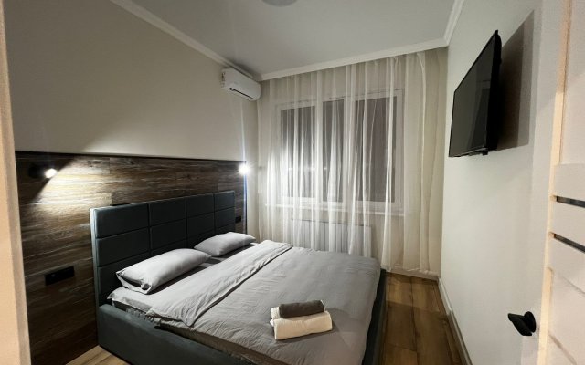 Stilnye Apartamenty V Tsentre Apartments