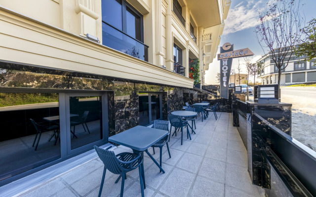 Отель Cosinus Airport