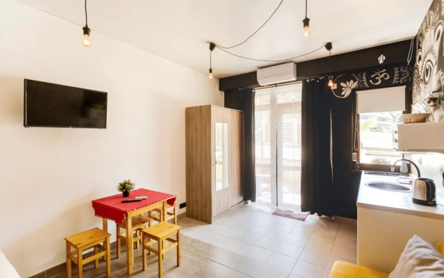 Апартаменты Ред Хаус