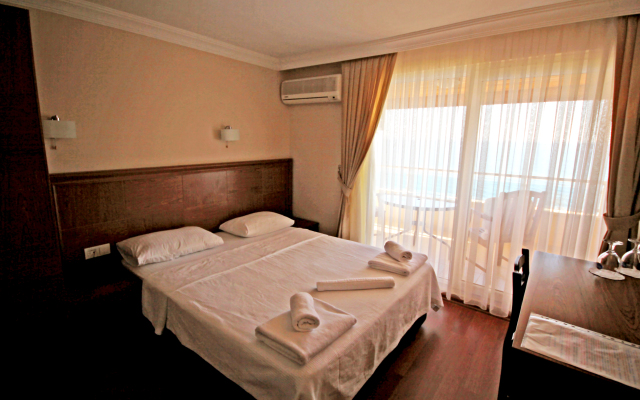 Отель Ucem Otel Golden Sea