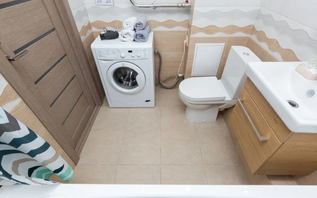 Апартаменты светлые на 16 этаже