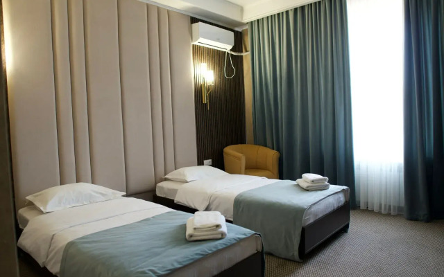 Отель Шахристан