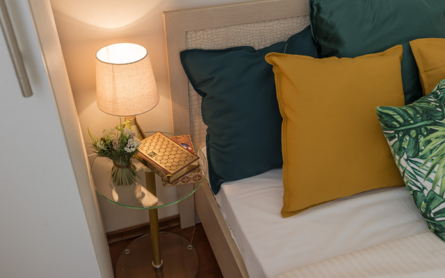 Квартира GM Apartments Стильная Трехкомнатная на Бульварном кольце