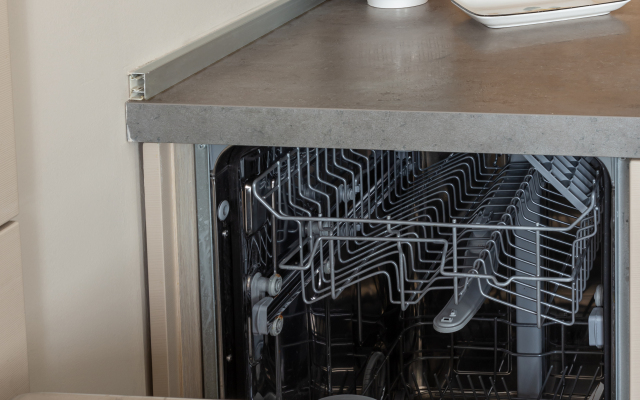 Квартира Moscow Deluxe Apartments Family Suite City View