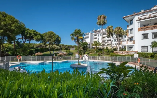 La Bandera Apartments