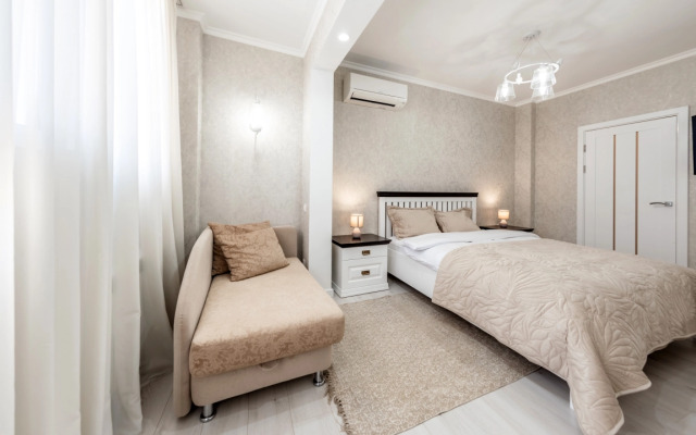 Roz Del Mar Apartments