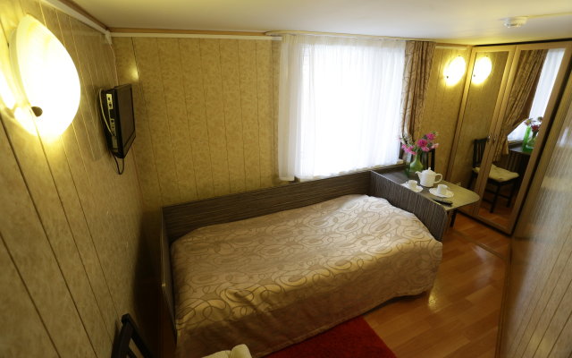 Astra Hotel