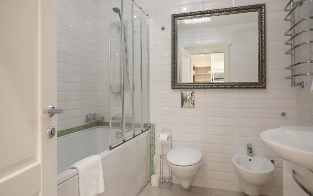 Aparts Pro Prostornaya 1-kom s potryasayushchim vidom na Volgu ZHK Brig na 17 etazhe Flat