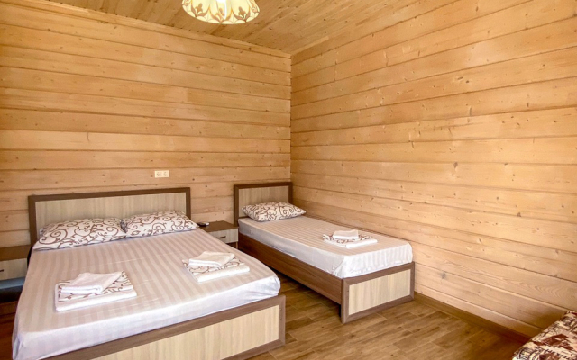 Roza Vetrov Guest House