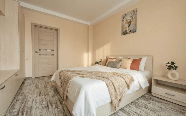 Апартаменты Евротрёхкомнатные Stepanenkov на Зыряновской 55