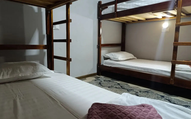 Hostel Caravan Hostel