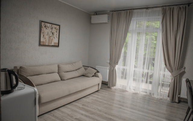 Отель Каштан