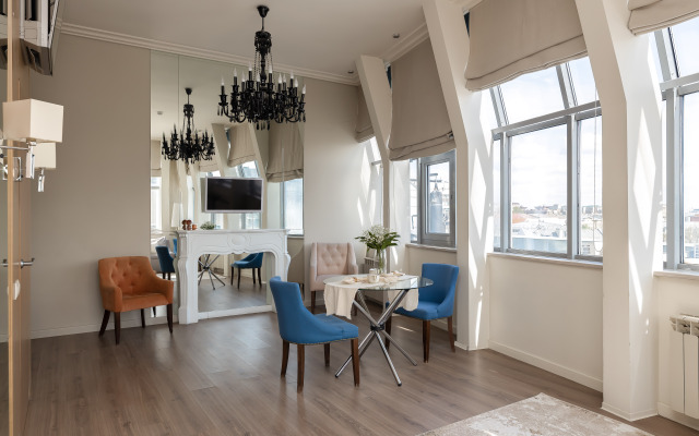 Apartment on Bolshaya Nikitskaya 31