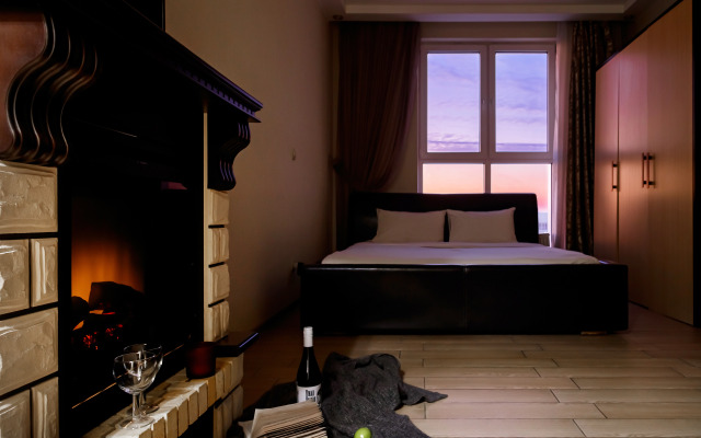 Апартаменты с Камином Угловой Ванной и Видом на Улицу Красную Комфорт с Характером Заселение Круглосуточно by Depart Apart