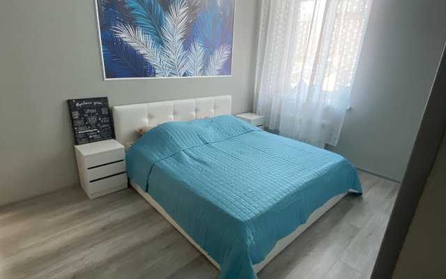 Uyutnaya kvartira v tsentre starogo goroda Flat
