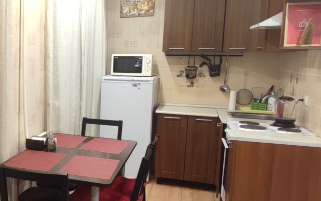 Квартира Трехкомнатная на Дзержинского