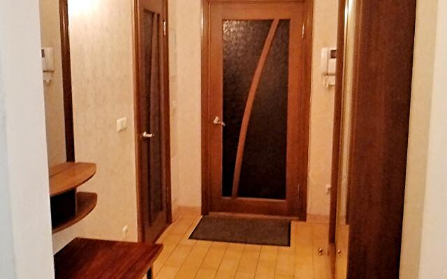 Апартаменты 4 метра над Уровнем Неба Alex