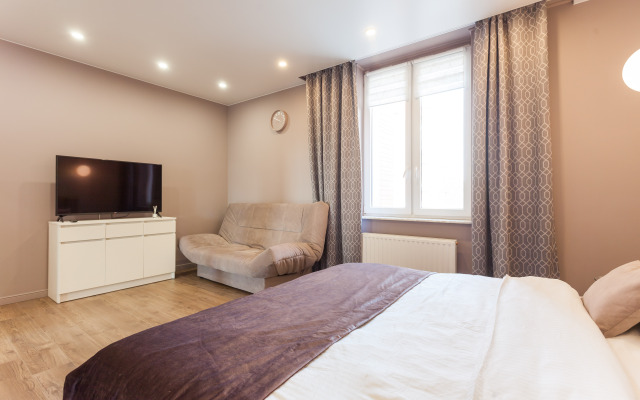 Presstizh S Dvumya Spalnyami Apartments