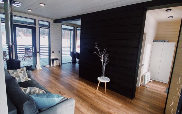 Частный Дом Sheluha House