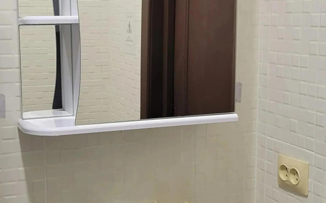 Апартаменты Возле Аэропорта Кольцово и Мини Студии Маяк