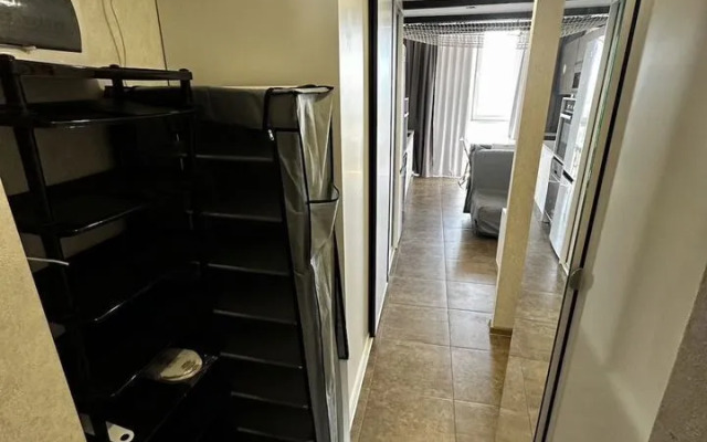 Na Veseloy 82/1b Flat