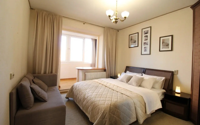 Stilnaya na Silikatnoy 49 Flat