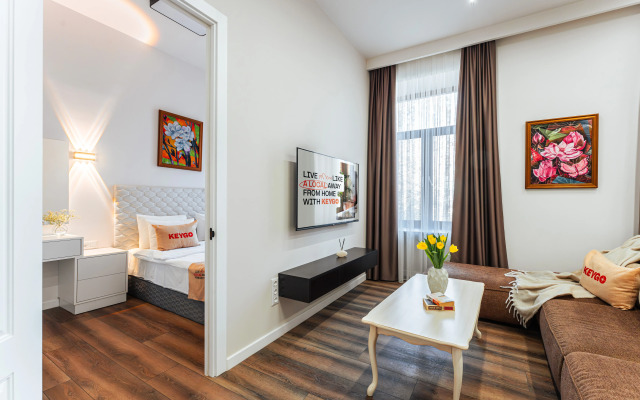 KeyGo #0117, 1 Bedroom, Near The Opera House Apartments