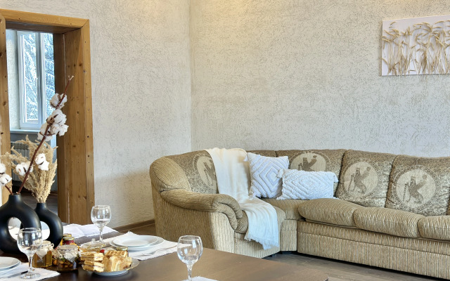 Квартира ArtHouse Dombay 9