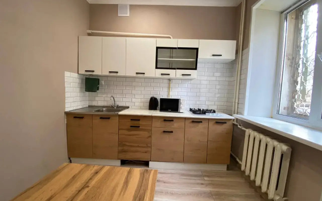 Shikarnaya Dvukhkomnatnaya V Tsentre 6 Spalnykh Flat