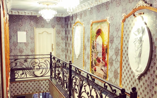 Отель Golden Villa