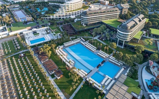 Resort Voyage Belek Golf & Spa Hotel