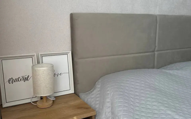 Квартира с Бacсeйнoм в Живoпиcнoм Мeсте ЖК Нolidаy Hоuse 109