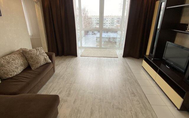 Квартира Двухкомнатная на Ленина