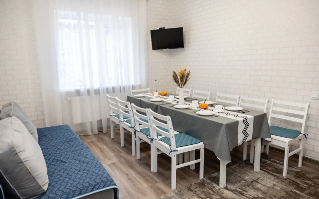 Na Ulitse Kozueva Private house