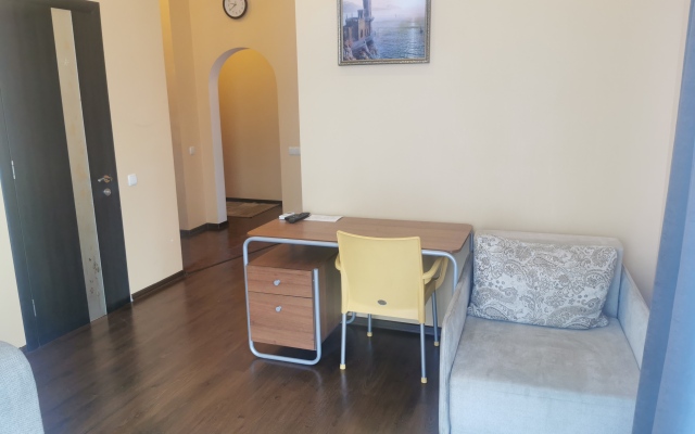 Apartments near Park Park - Admiral Faleeva Hotel 48