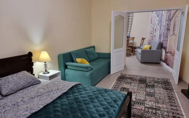 U Kremlya i Zolotoy Naberezhnoy Apartments