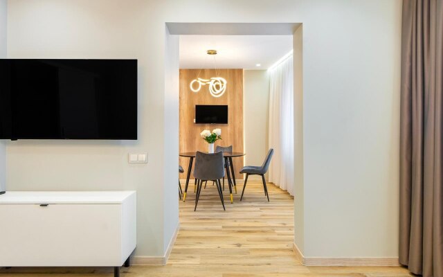 Апартаменты Небо Первая Линия 17