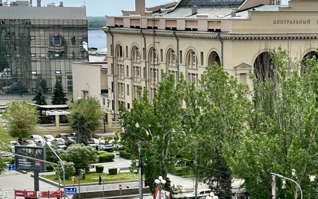 Prostornie V Tsentre Volgograda Apartments