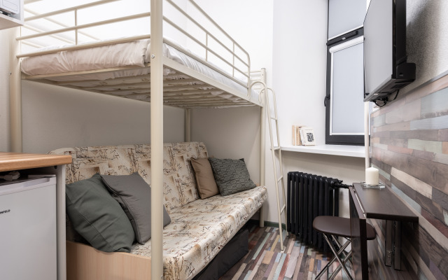 Апартаменты Уютные в Историческом Центре Города Happy Rooms Zverinskaya для 3-х Гостей