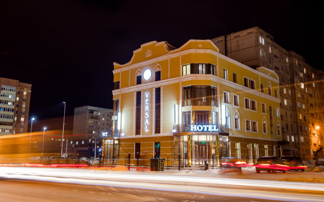 Отель Версаль